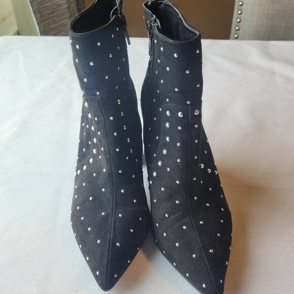 Gianni Bini Black Studded Pointed Toe Booties‎ - Picture 1 of 7